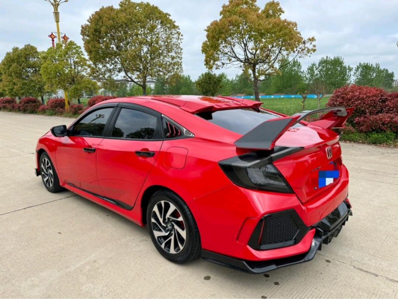 盐城18年本田思域8