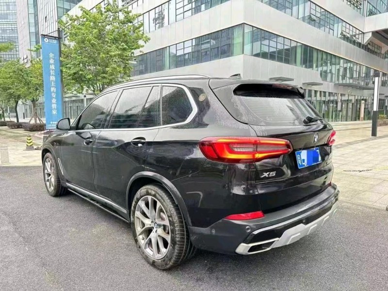 广州21年宝马X53