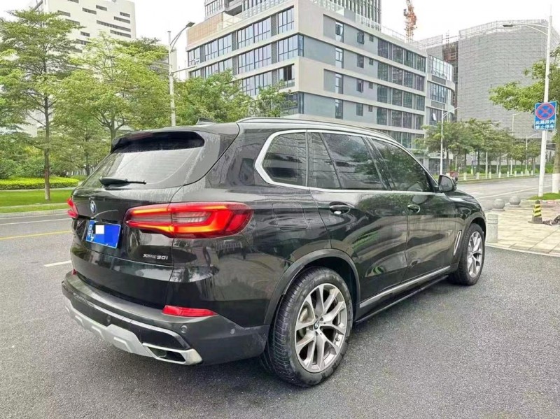 广州21年宝马X55