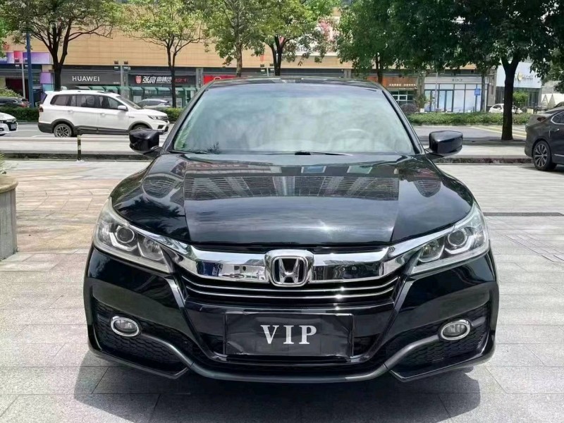广州18年本田雅阁1