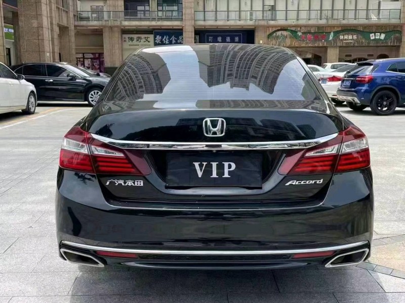 广州18年本田雅阁9