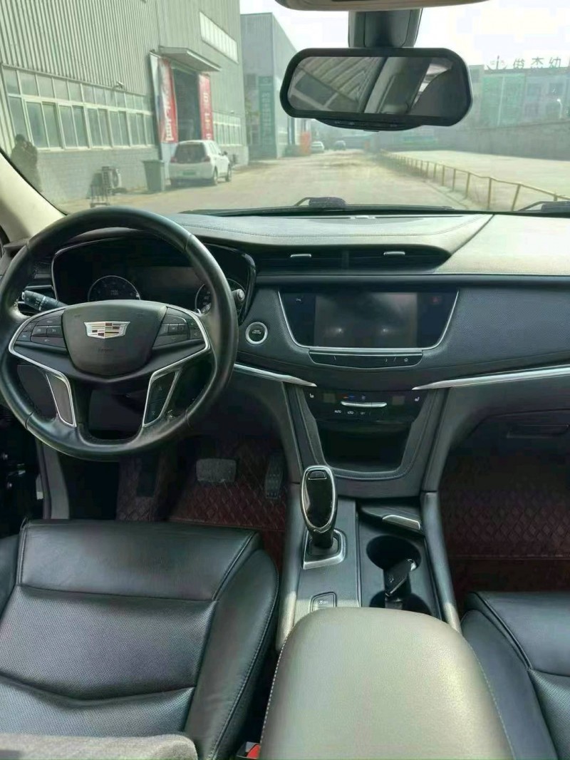 宜昌17年凱迪拉克XT55