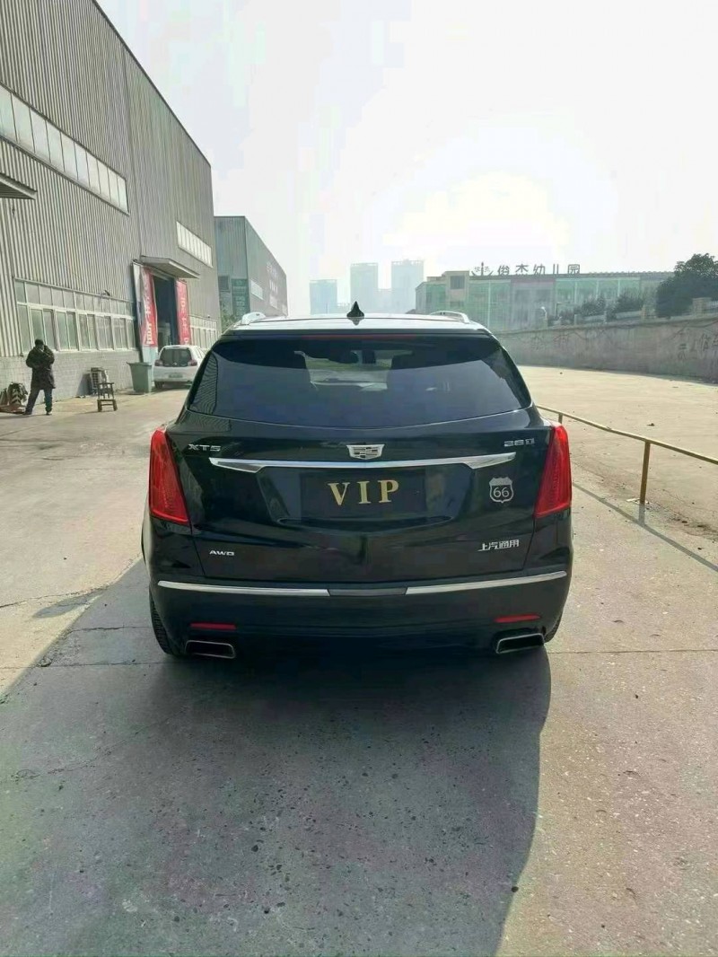 宜昌17年凱迪拉克XT59