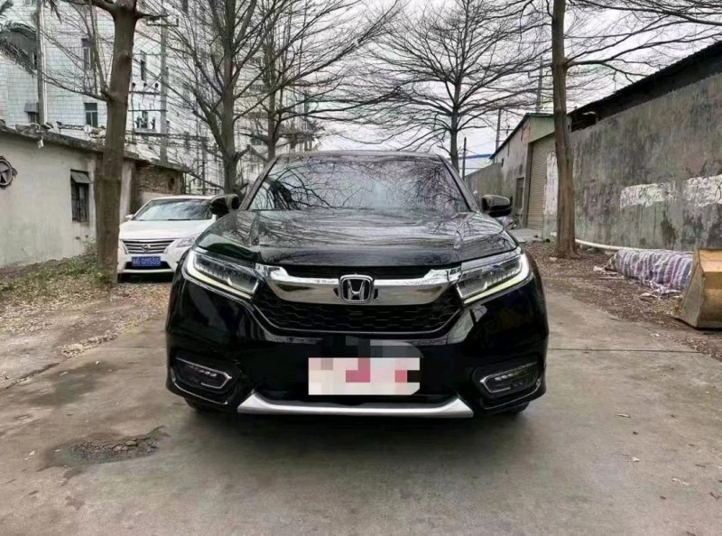 广州17年本田冠道1