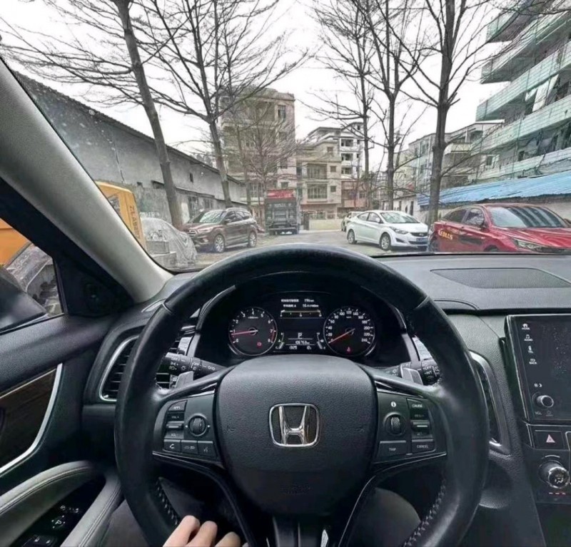 广州17年本田冠道6