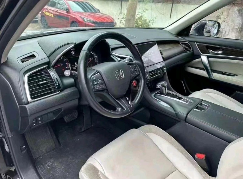 广州17年本田冠道7