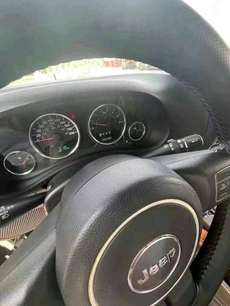 东营13年Jeep牧马人9