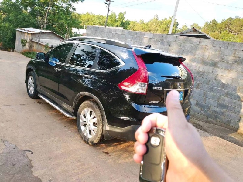 貴陽14年本田CRV8