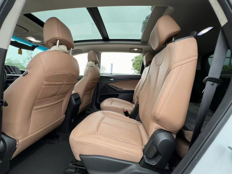 东莞23年别克GL65