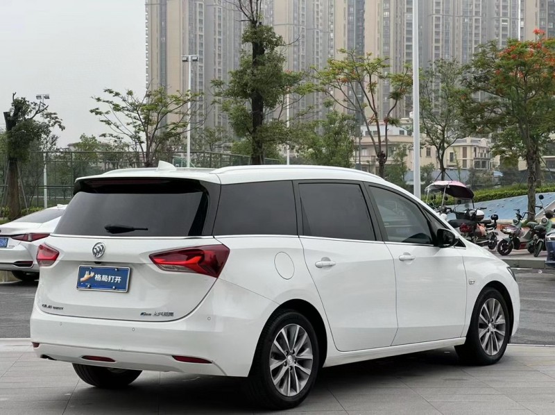 东莞23年别克GL68