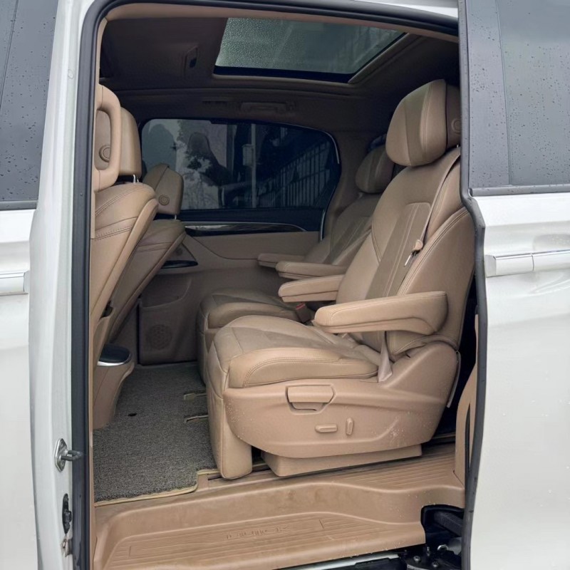 东莞19年别克GL84