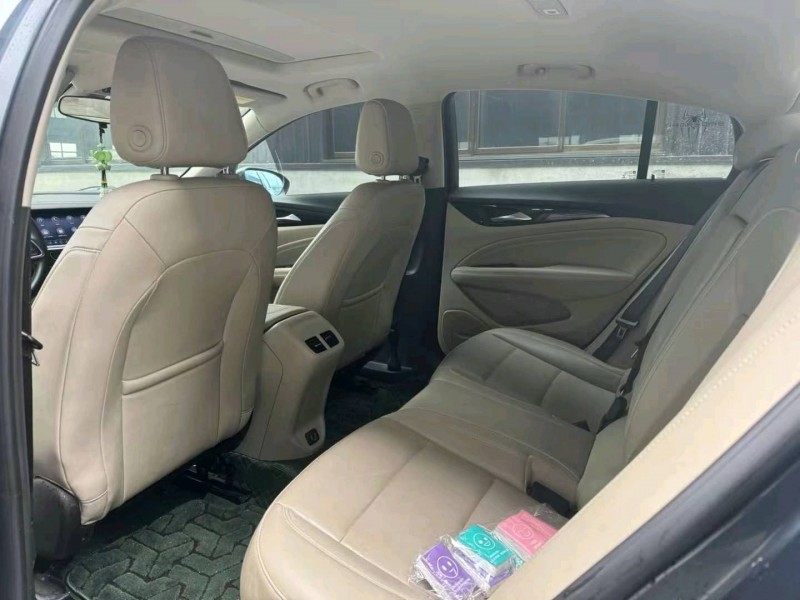 徐州21年别克君威9