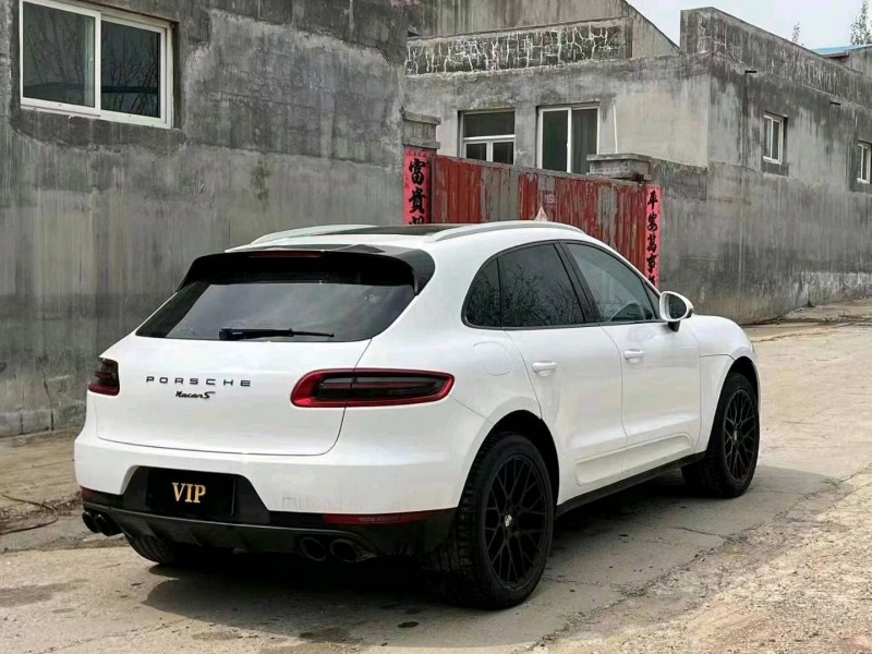 青岛18年保时捷Macan8