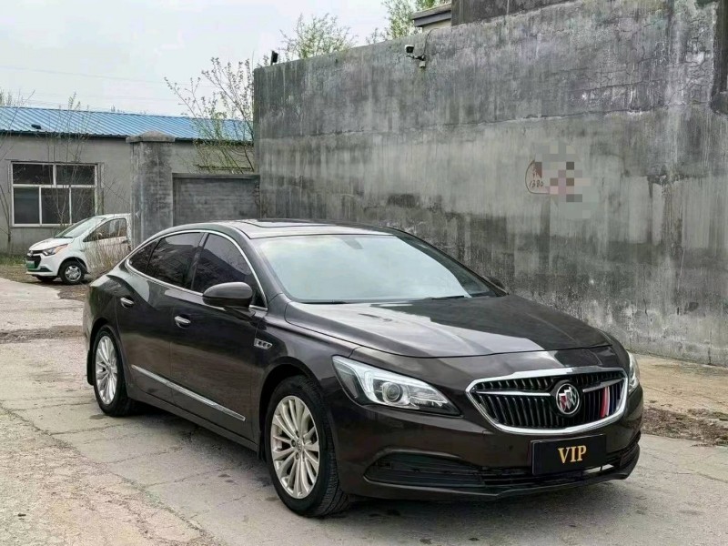 青岛17年别克君越3