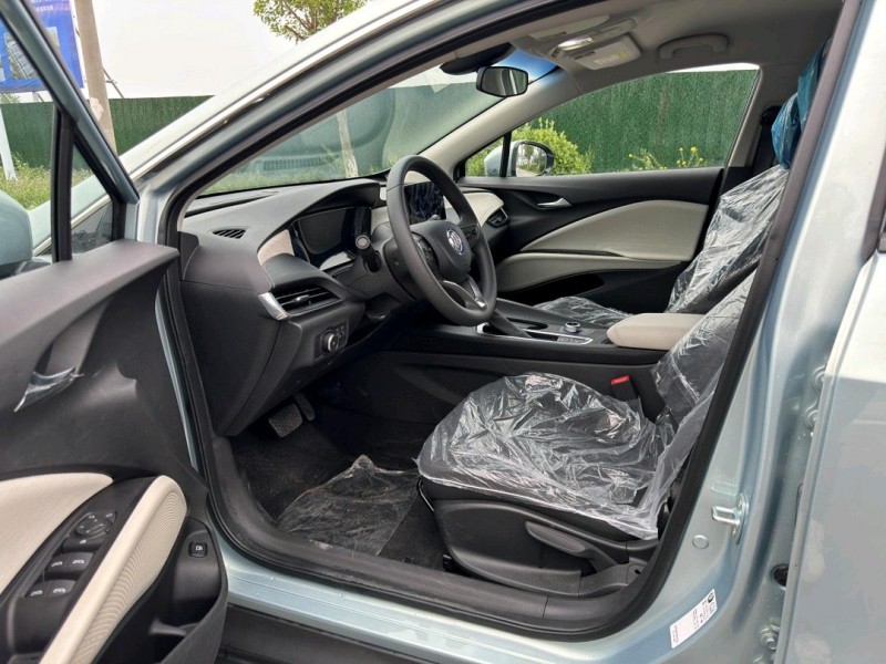 盐城23年别克微蓝5