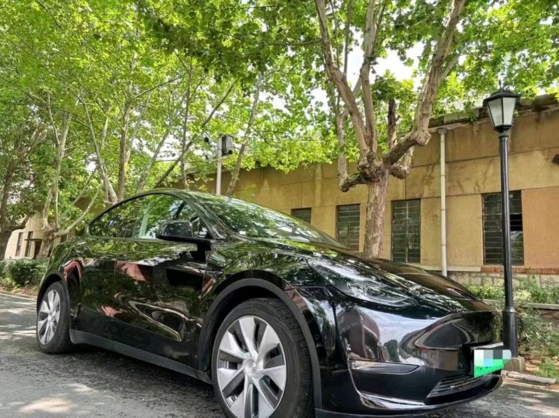 東營22年特斯拉MODEL Y3