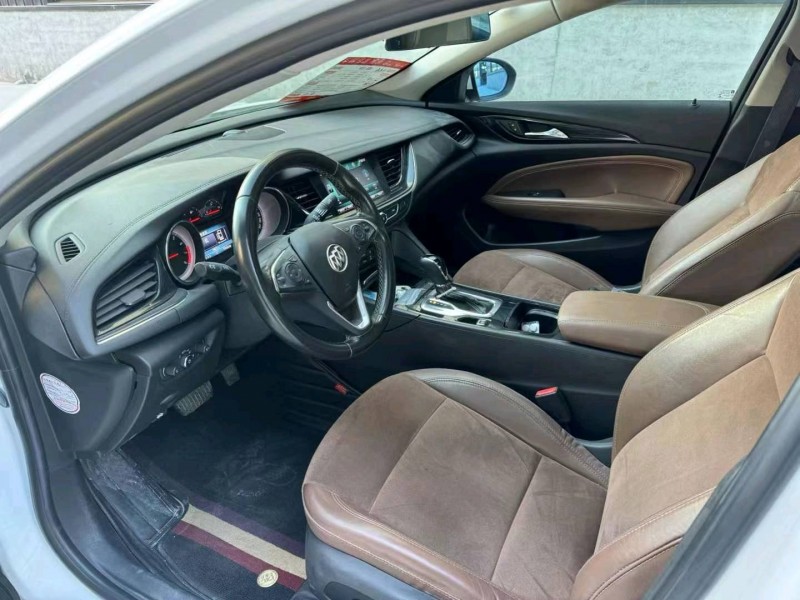 徐州19年别克君威9