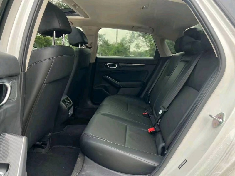 广州23年本田型格4