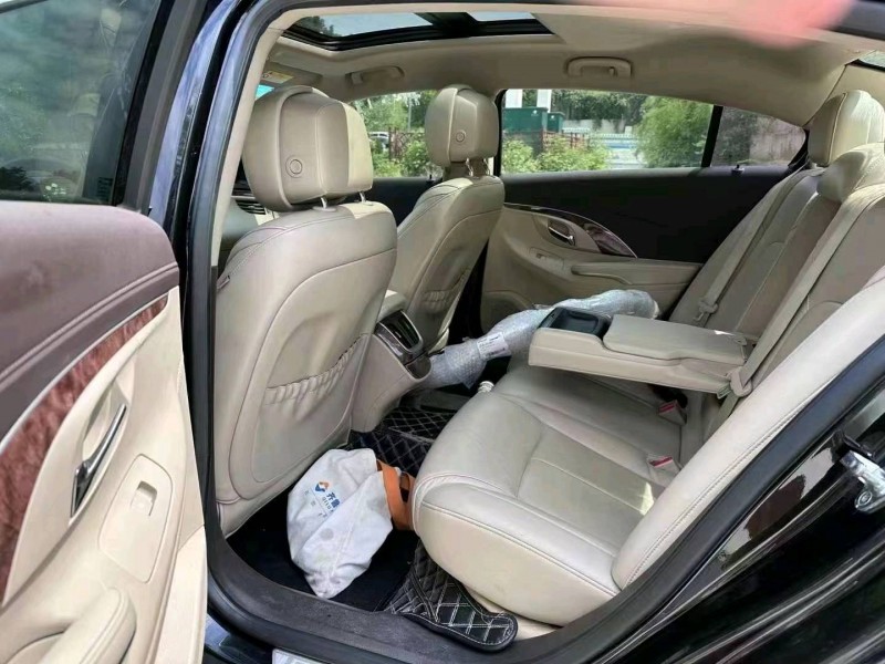 东营16年别克君越5