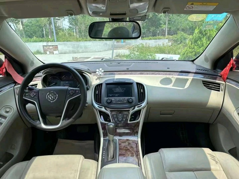 东营16年别克君越7