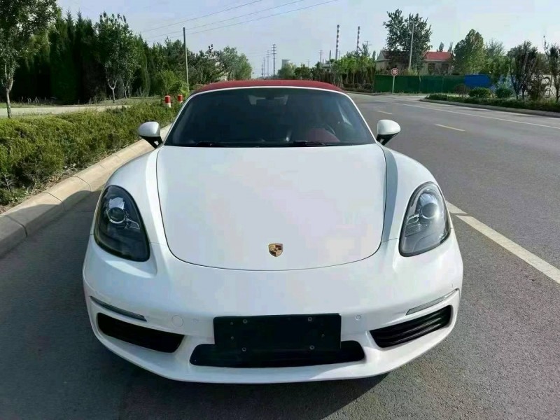 东营16年保时捷7181