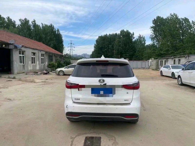 东营18年比亚迪宋MAX6