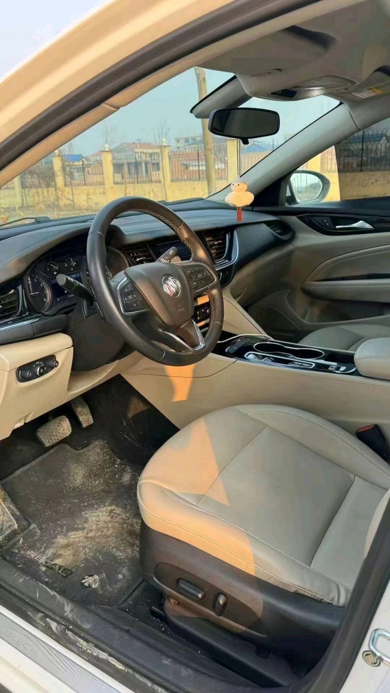 菏泽21年别克君威8