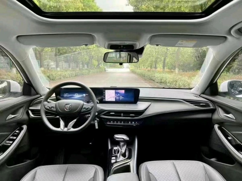 苏州23年别克威朗5