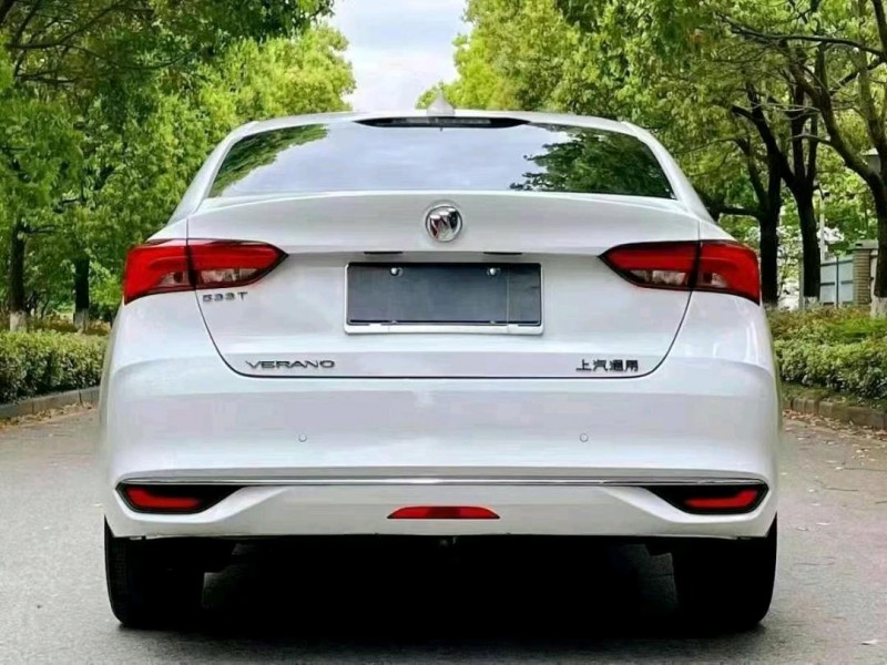 苏州23年别克威朗9