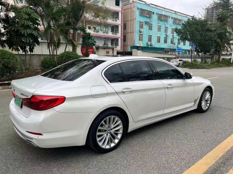 佛山20年宝马5系4