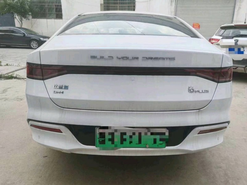 汕头23年比亚迪秦6