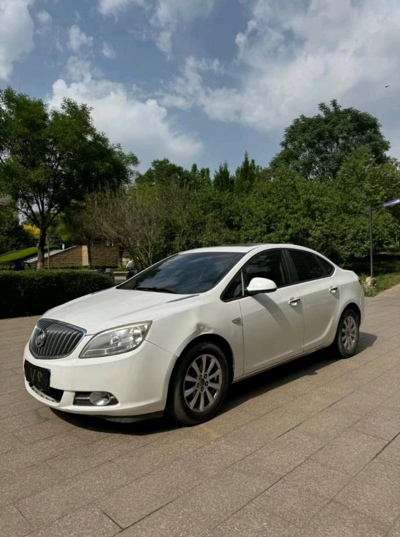 邢台12年别克英朗GT2