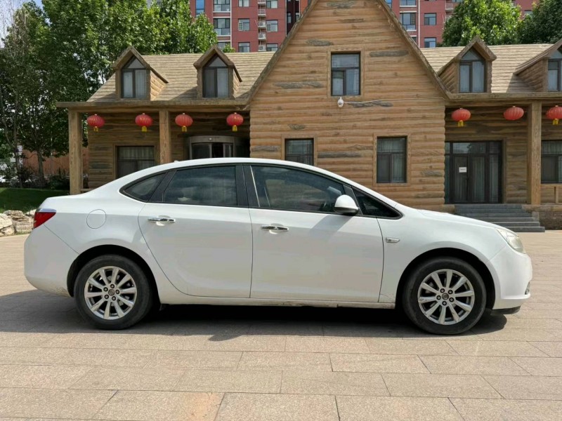 邢台12年别克英朗GT6