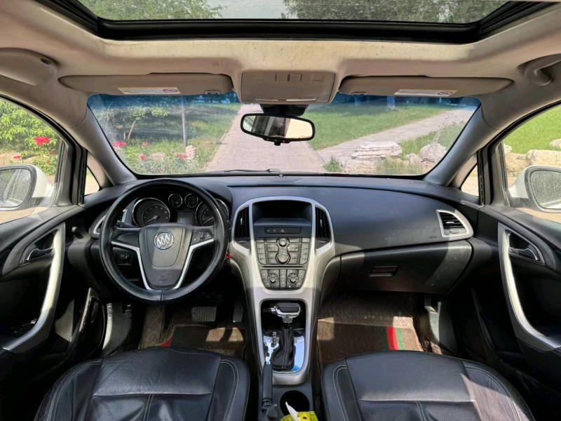 邢台12年别克英朗GT8