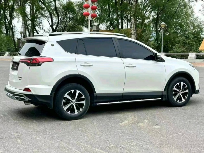 吉林19年豐田RAV49