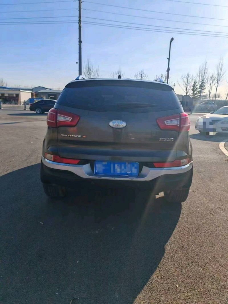 聊城13年起亚智跑8