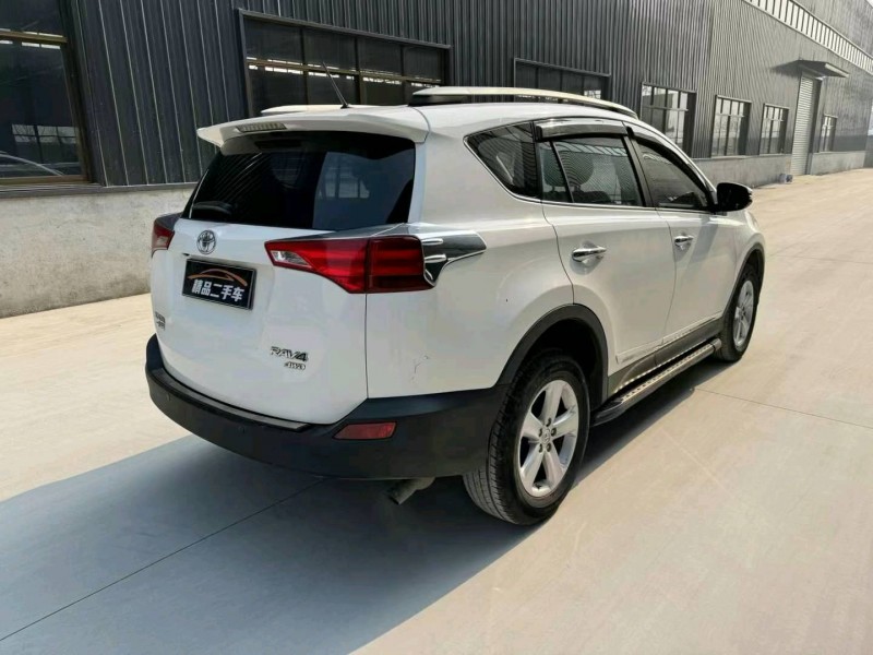 徐州14年丰田RAV43