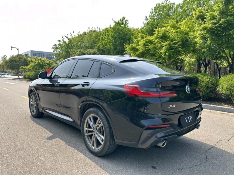 盐城21年宝马X48