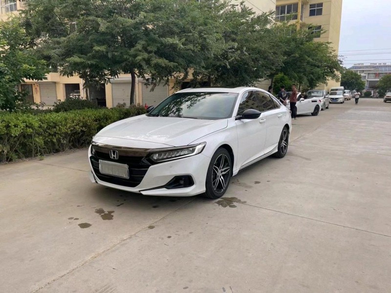 徐州23年本田雅阁2