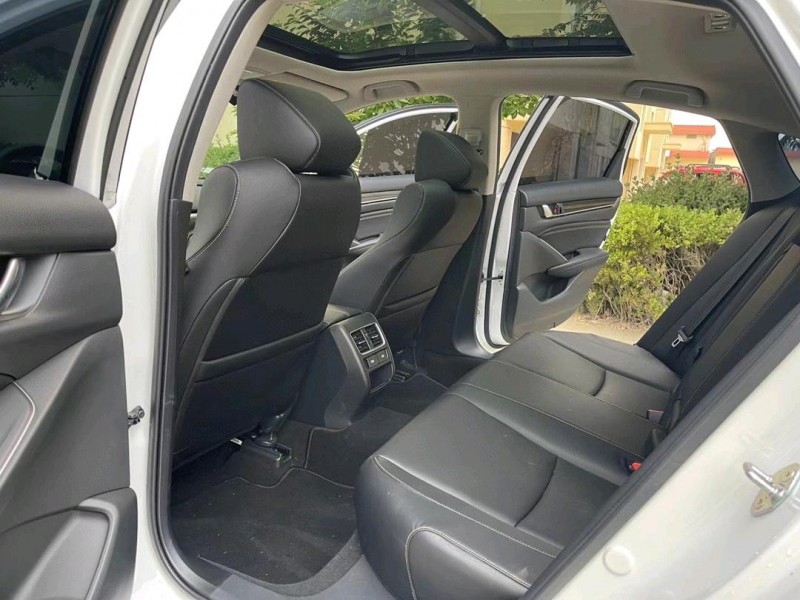 徐州23年本田雅阁7