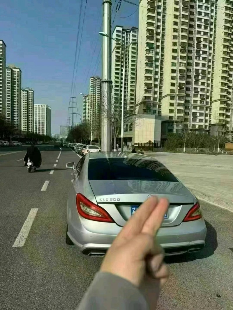 潍坊14年奔驰CLS9