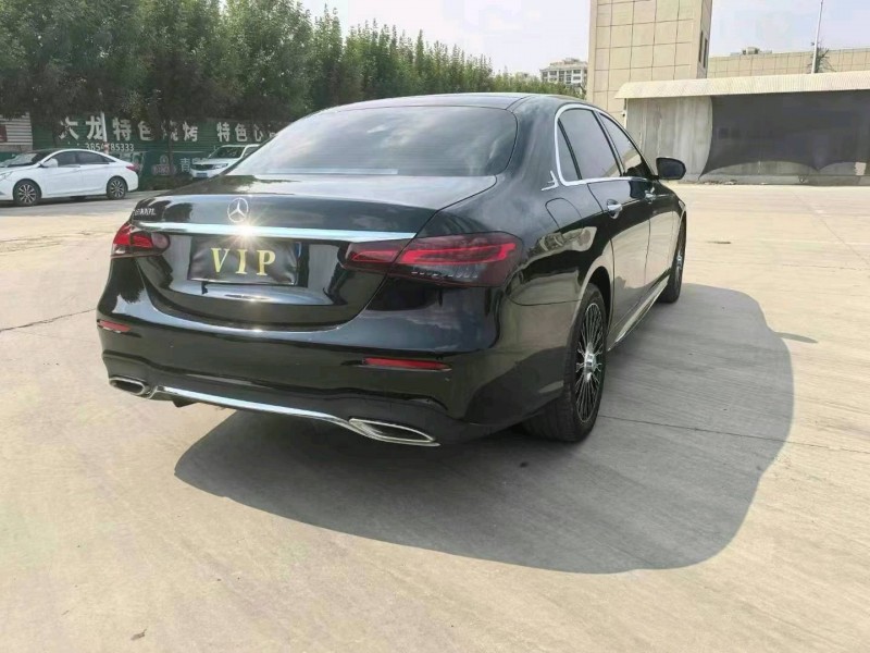 东营21年奔驰E8