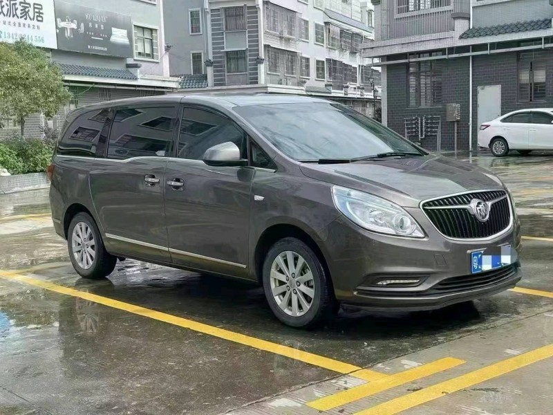 汕头18年别克GL82