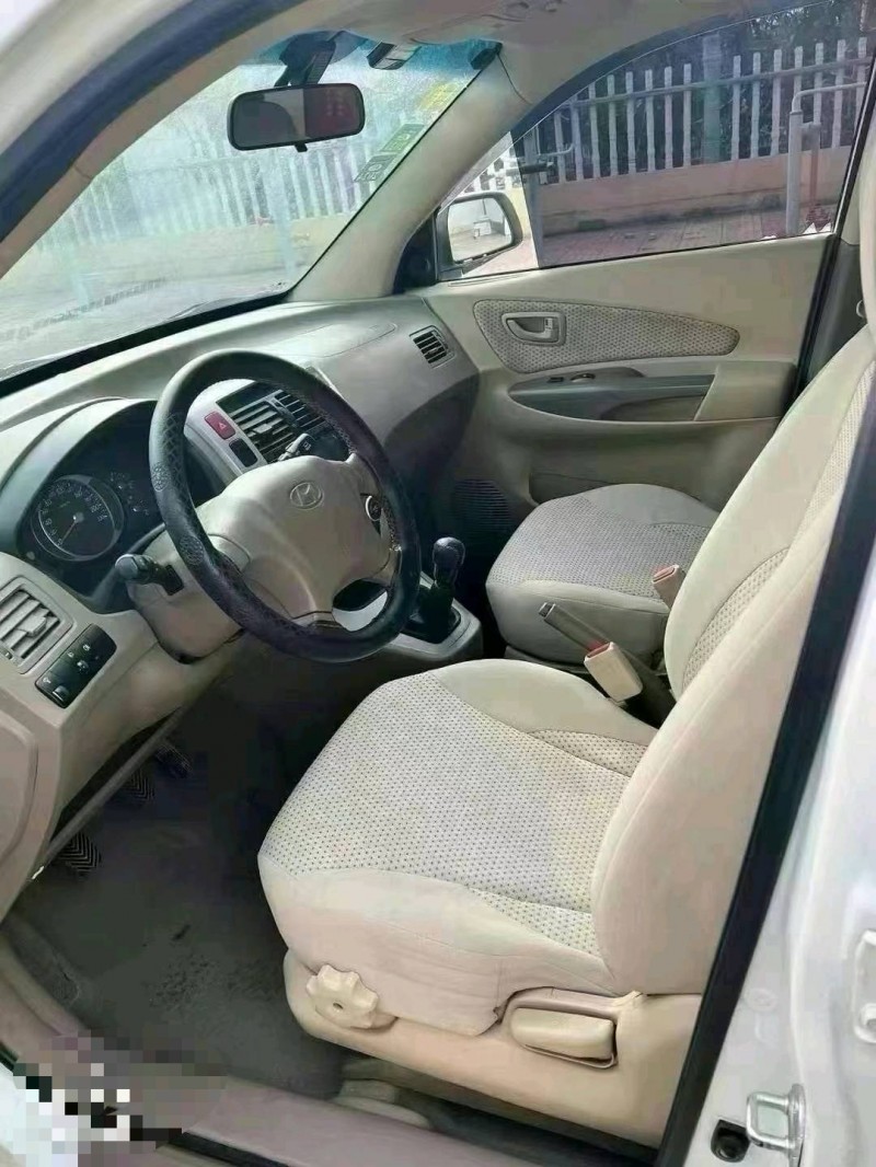 潍坊15年现代途胜5