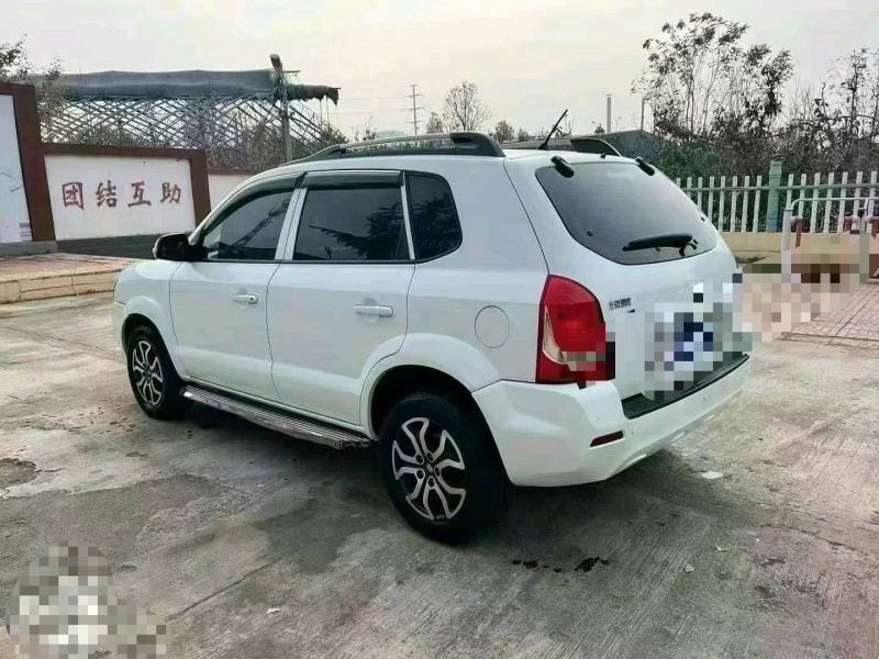 潍坊15年现代途胜7