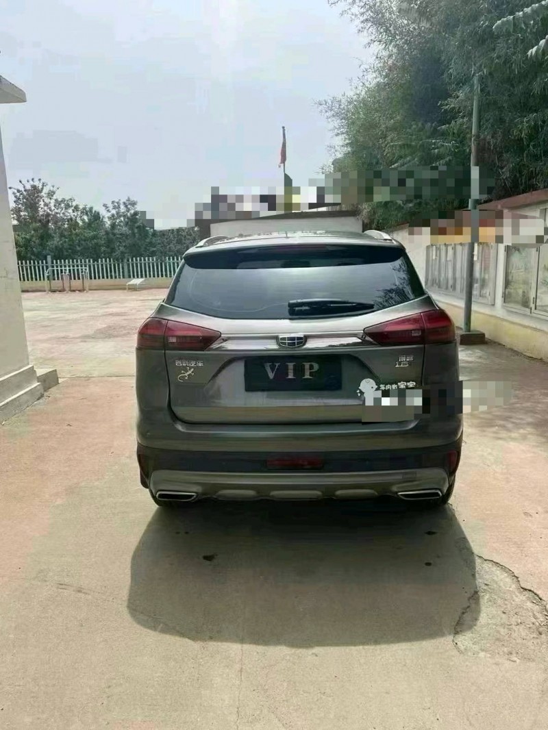 潍坊18年吉利博越9