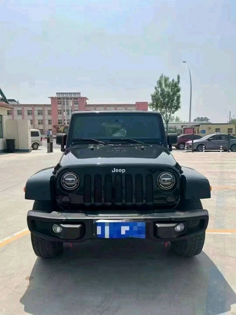 东营13年Jeep牧马人1