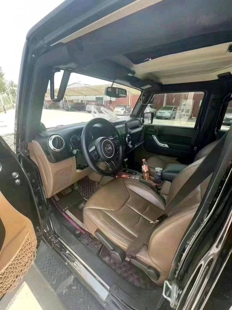 东营13年Jeep牧马人8