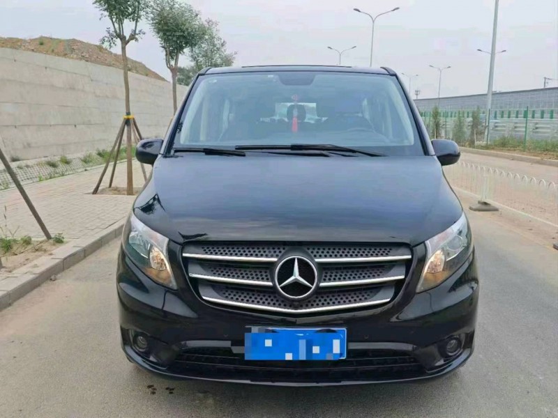 邯郸19年奔驰威霆1