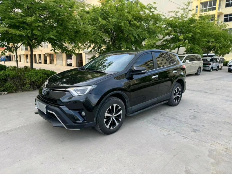 徐州19年丰田RAV4荣放2
